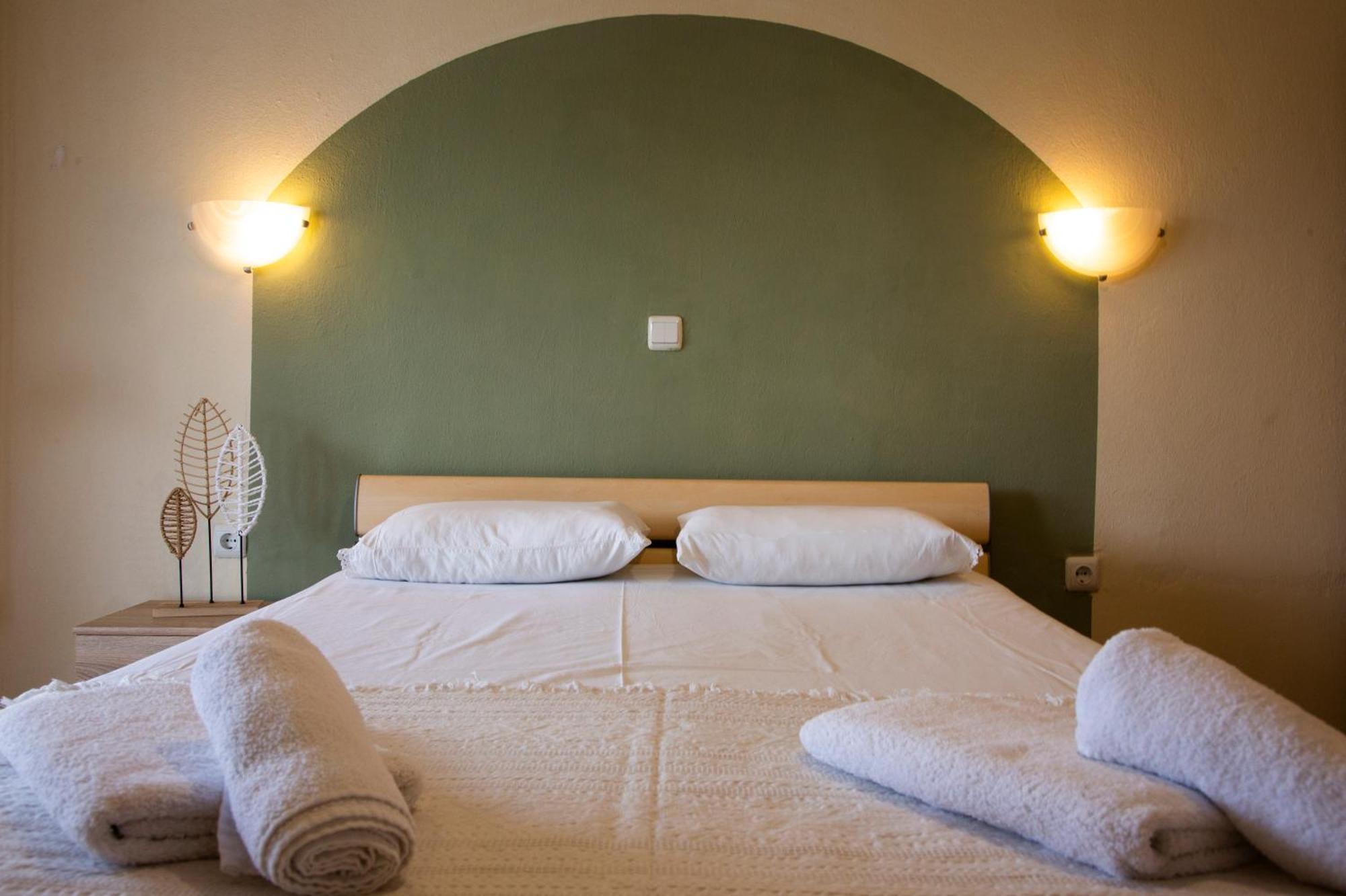 Seamoon Apartment เนอาเปรามอส ภายนอก รูปภาพ